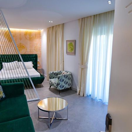 Blue Boutique Hotel Dhermi Bagian luar foto