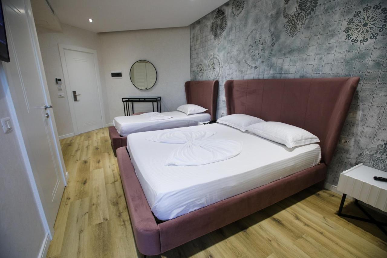 Blue Boutique Hotel Dhermi Bagian luar foto