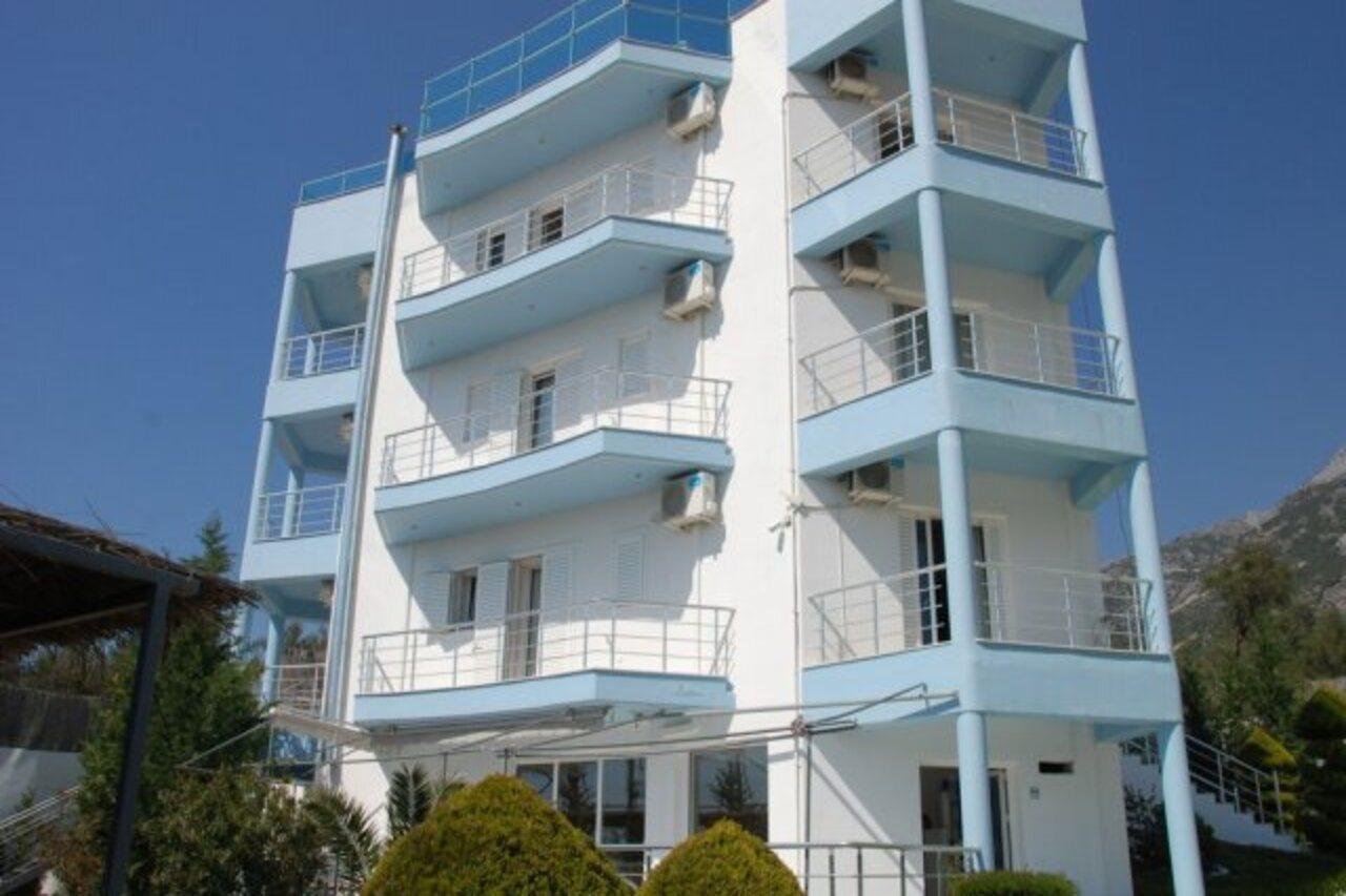Blue Boutique Hotel Dhermi Bagian luar foto