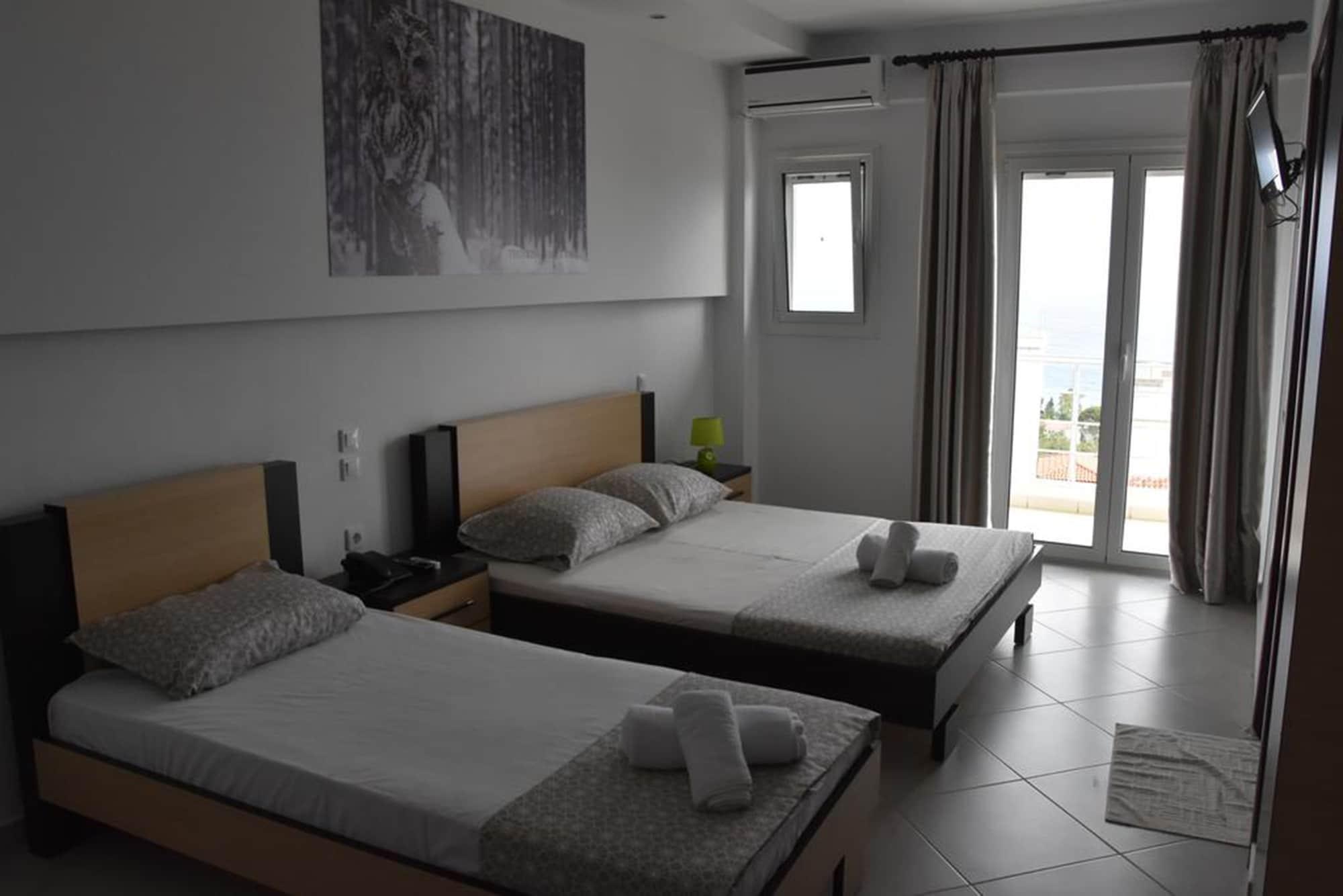 Blue Boutique Hotel Dhermi Bagian luar foto