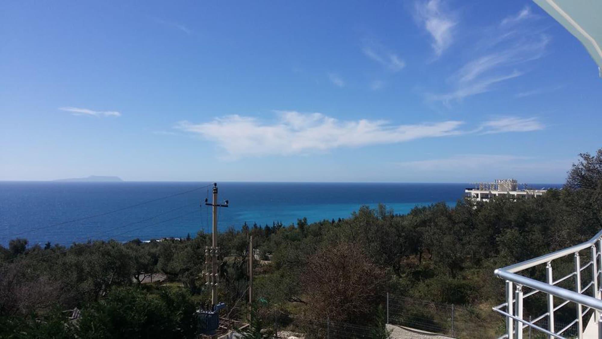 Blue Boutique Hotel Dhermi Bagian luar foto