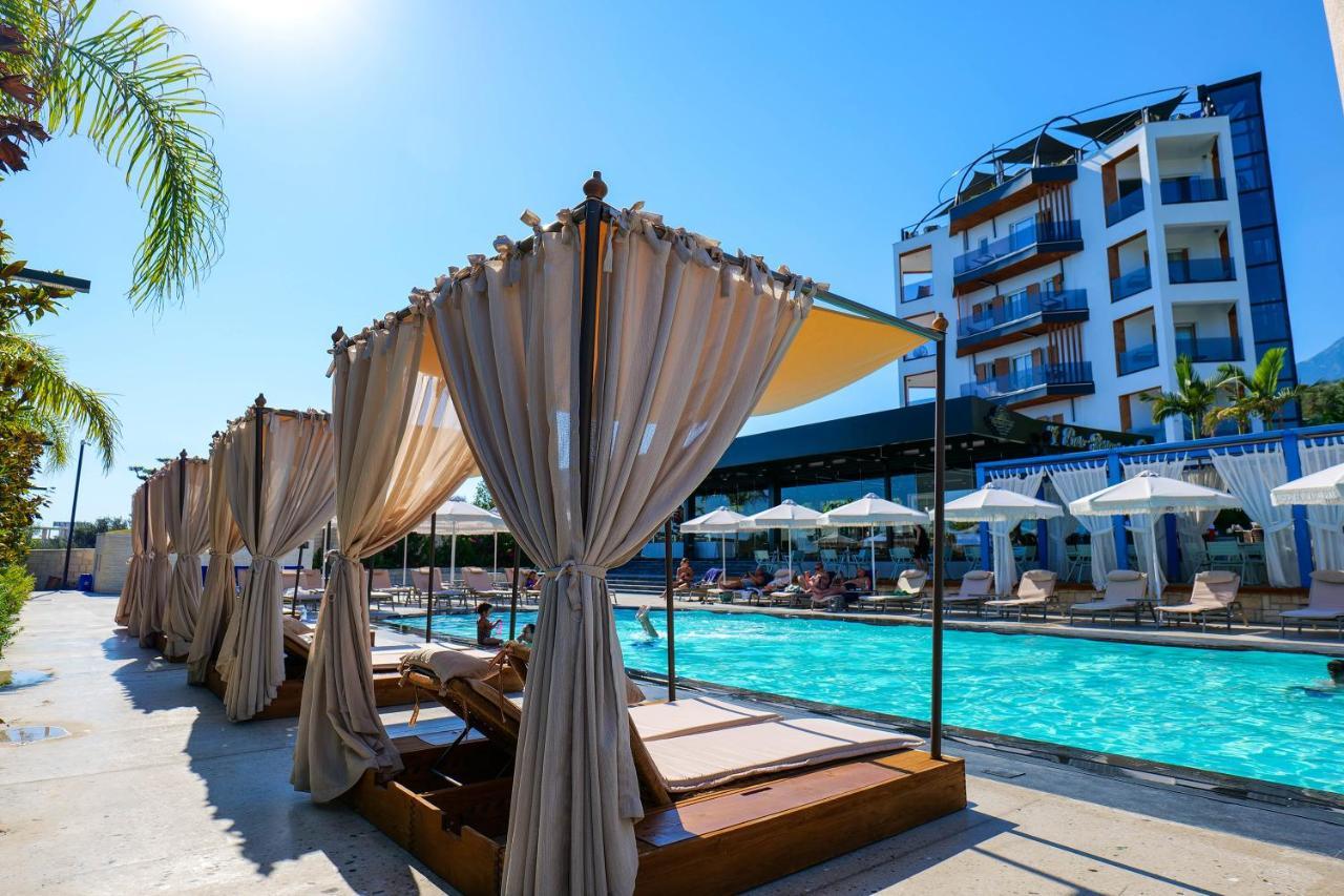 Blue Boutique Hotel Dhermi Bagian luar foto