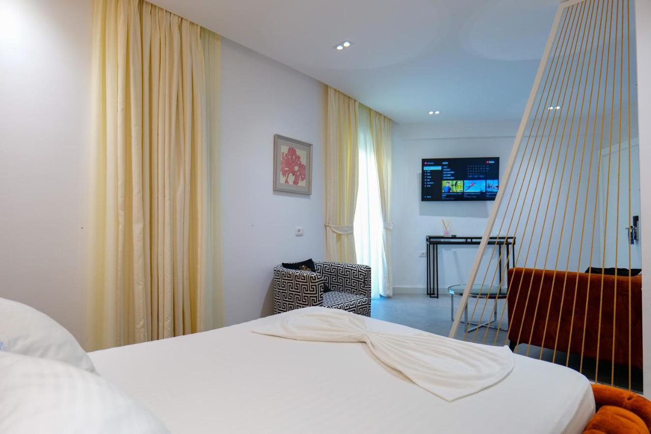 Blue Boutique Hotel Dhermi Bagian luar foto