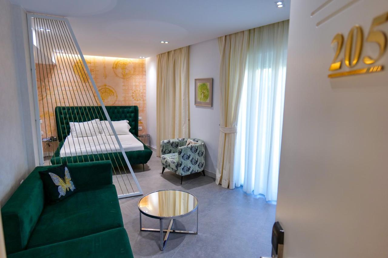 Blue Boutique Hotel Dhermi Bagian luar foto