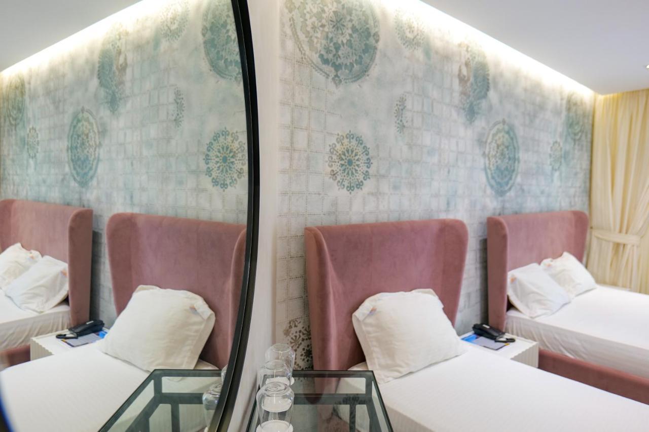 Blue Boutique Hotel Dhermi Bagian luar foto